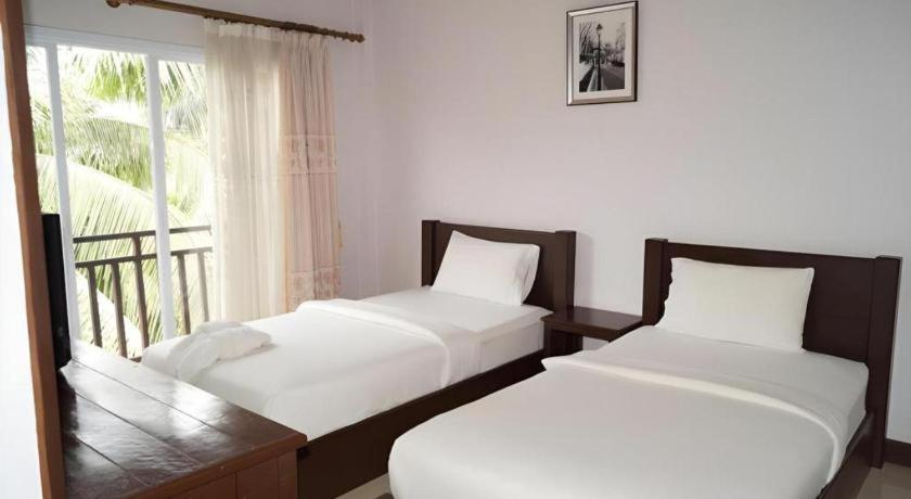Phou Ang Kham 2 Hotel Vang Vieng Extérieur photo