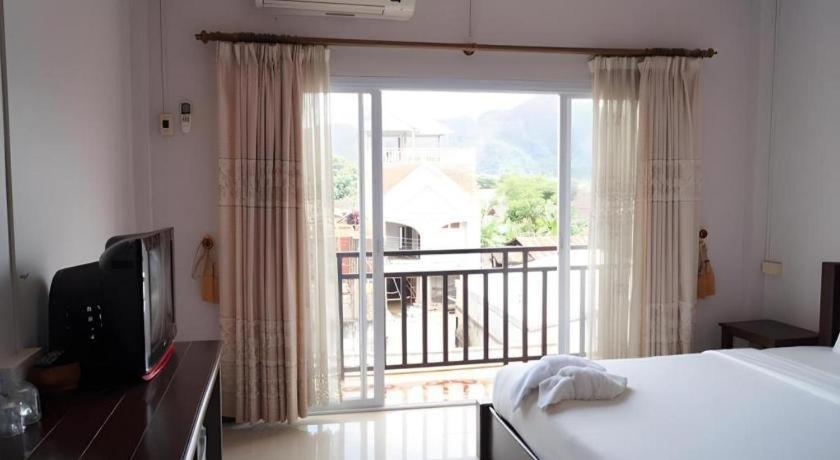Phou Ang Kham 2 Hotel Vang Vieng Extérieur photo